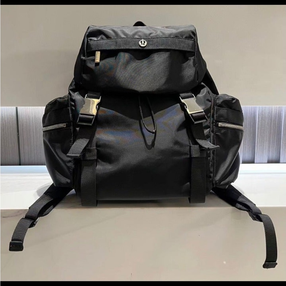Lululemon backpack wunderlust sports yoga outdoor fitness schoolbag